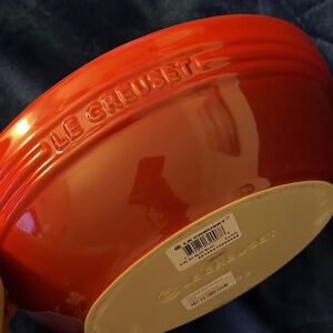 Le Creuset Vibrant Red Stoneware Bowl 10.5 inches New with tag